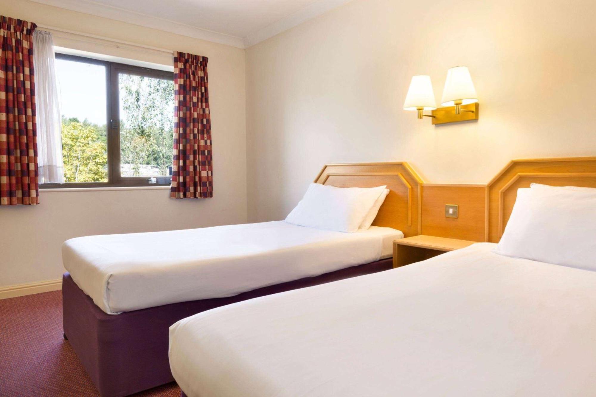 Days Inn Southampton Rownhams Chilworth (Hampshire) Exterior foto